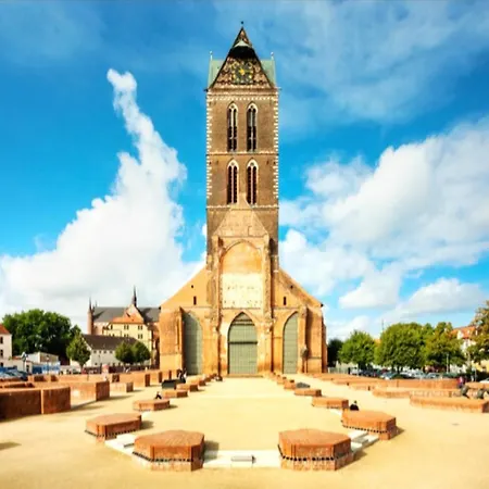 Urlaub Im Herzen Wismars 2og - *